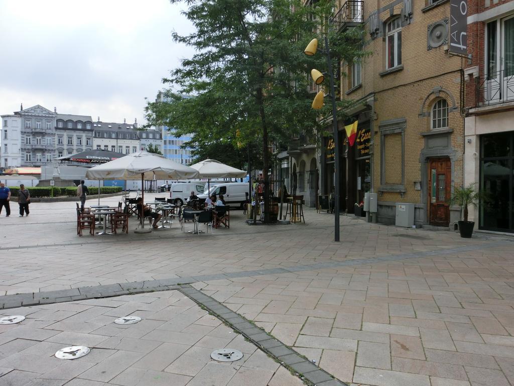 航空酒店 Saint-Gilles 外观 照片